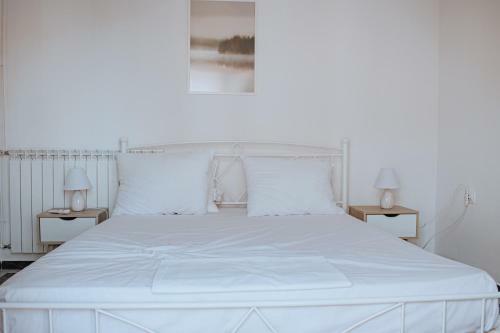 Modern Apartment 1 Minute From Remataki Beach