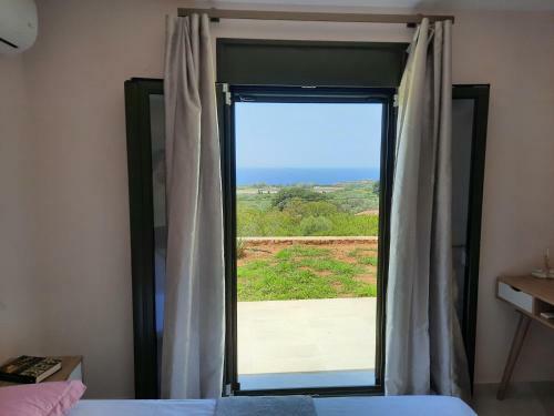 Freesia Grand Sea View Apartment