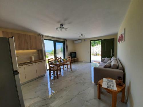 Freesia Grand Sea View Apartment