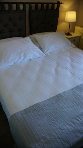 Apartamento Thespis Villa 1