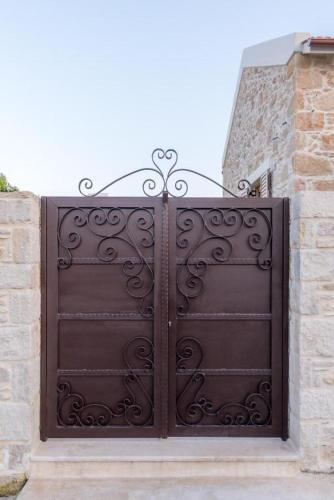 Cretan Rhapsody - Rustick Villa In S�va