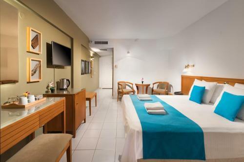 Hotel Aeolian Village Beach Resort
