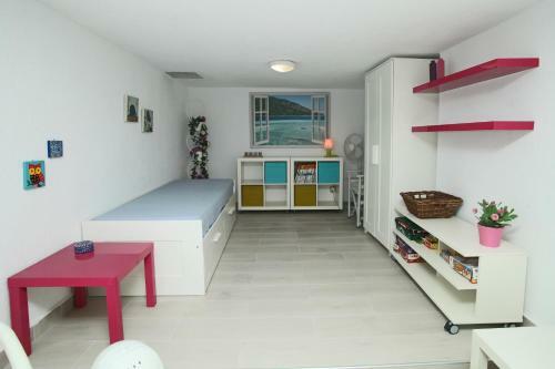 Luxurious Beachfront Family House