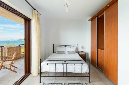 #flh-seagrove-beachfront Villa In Possidi