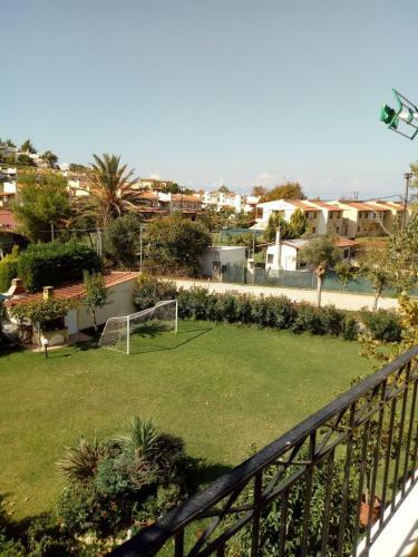 Maisonette Near The Sea