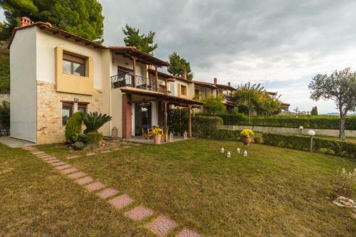 Luxury 2-floor Villa!!