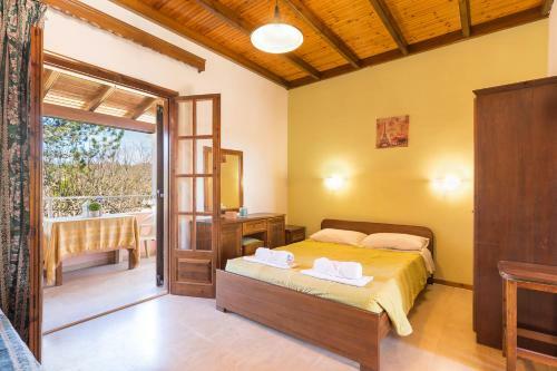 Hotel Nikos Pool Apartments - Ground Floor