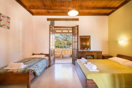 Hotel Nikos Pool Apartments - Ground Floor