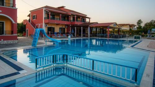 Spiros Apartments