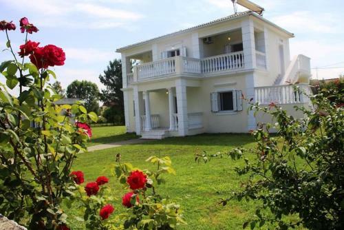 Sissy's Rose Garden Apartment