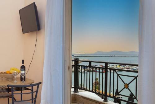 Apartamento Sitia Old Port Studio - 3min Walk To Beach - AC - Wifi