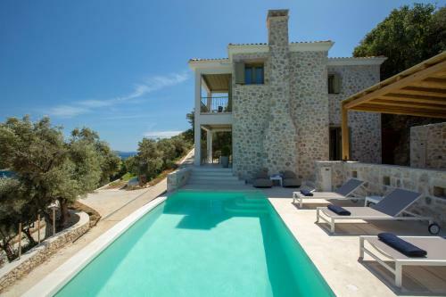 Villa Elanthy-new Luxury Villa With Private Sea Access