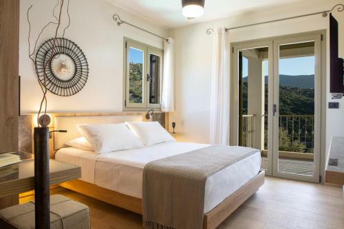 Villa Elanthy-new Luxury Villa With Private Sea Access