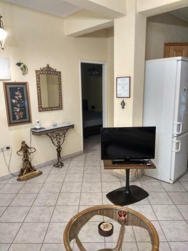 Leoni Apartment