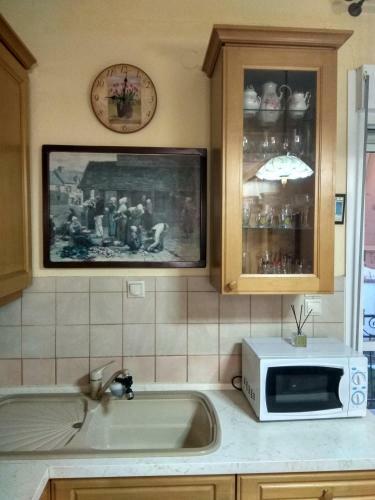 Leoni Apartment
