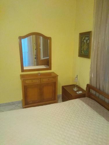 Leoni Apartment