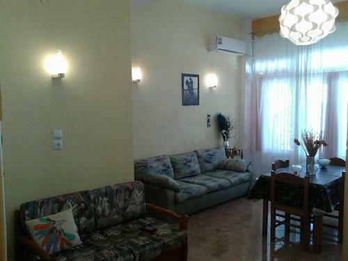 Gatos Apartment