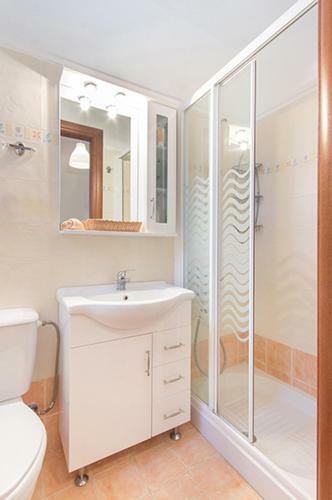 Adonis Apartman