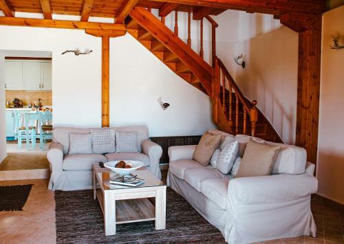 Villa Myrtillo Luxury Traditional House