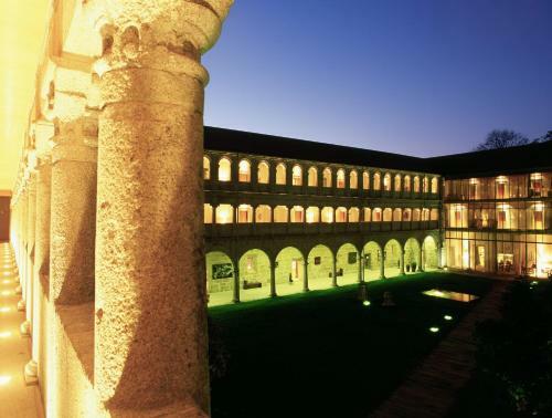 Hotel Parador De Santo Estevo