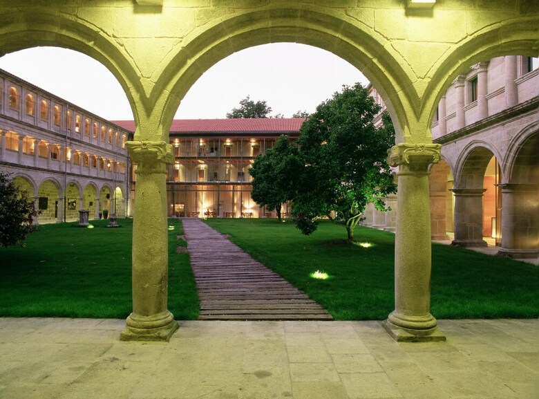 Hotel Parador De Santo Estevo
