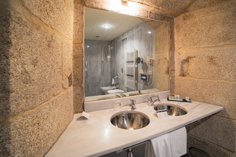Hotel Parador De Santo Estevo