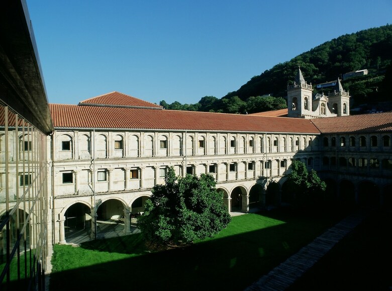 Hotel Parador De Santo Estevo