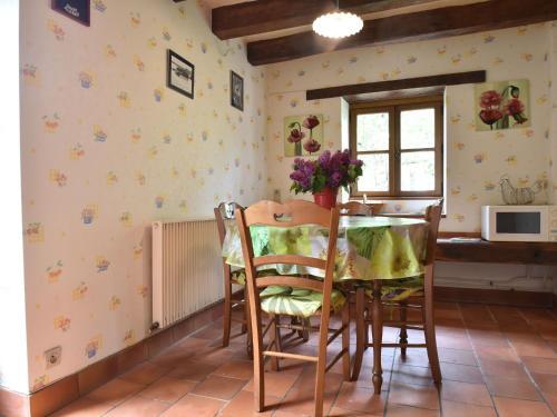 Holiday Home La Cartaudiere Charnizay