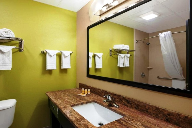 Hotel Days Inn And Suites Glenmont/albany