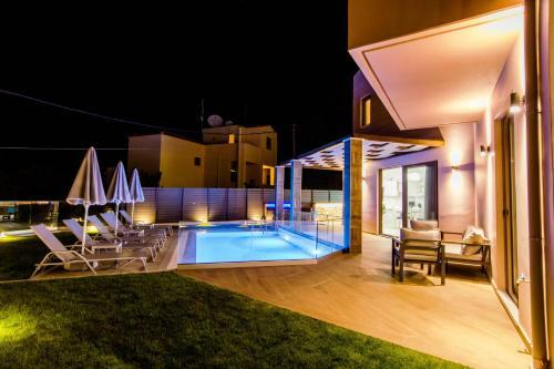 Modern Villa With Salted Water Pool,jacuzzi, Bbq!