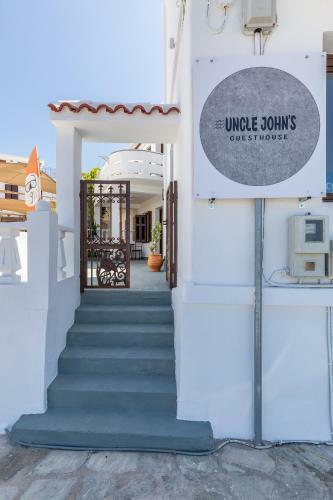 Apartamento Uncle John's Guesthouse