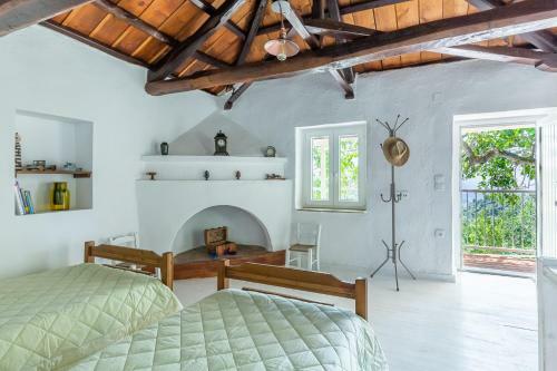 Pyrgos Country House