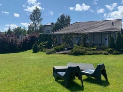 Cottage By The Lake In Nadole
