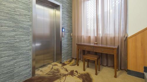 Floral Hotel Wuxi Chanfeng Xiaozhu Lingshan Town