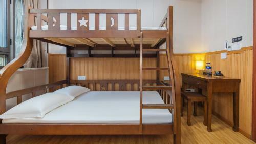Floral Hotel Wuxi Chanfeng Xiaozhu Lingshan Town