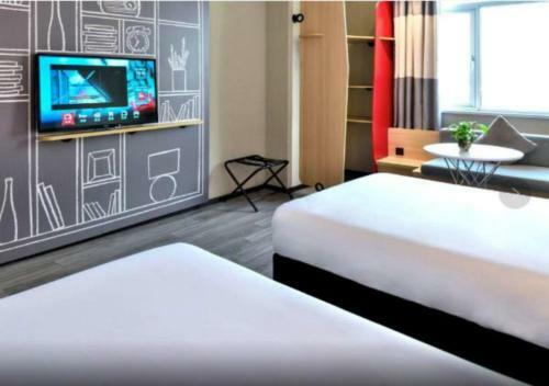 Ibis Xi'an Small Goose Pagoda Hotel