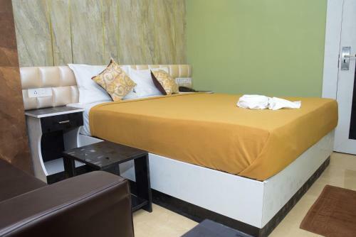 Hotel Tgs Dine Inn