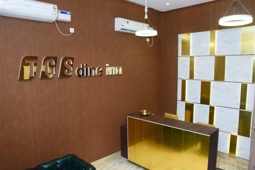 Hotel Tgs Dine Inn