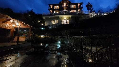 Ratananjali, Luxury 3bhk Mountain Villa, Hartola, Mukteshwar
