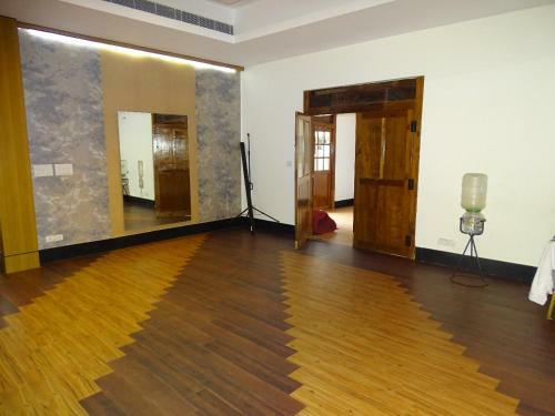 Hotel Nalla Eco Beach Resort