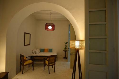 Bed & Breakfast La Cedille - French Heritage House