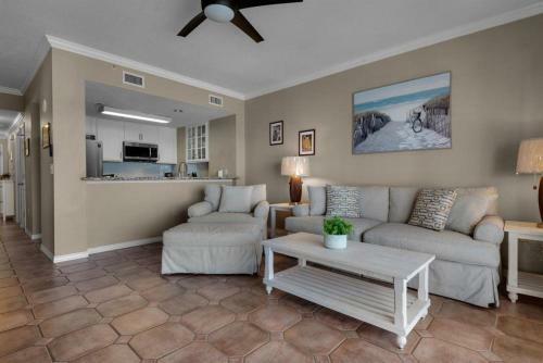 South Harbour 6c By Pensacola Beach Properties