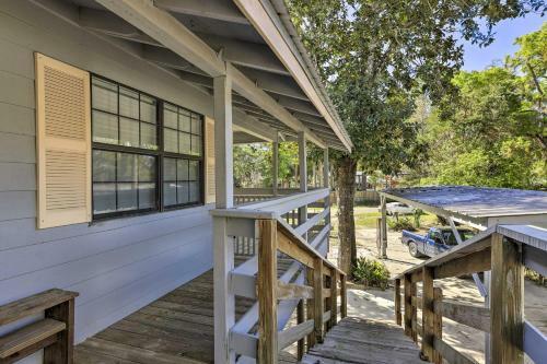 Tailing Tides Getaway With Covered Boat Parking!
