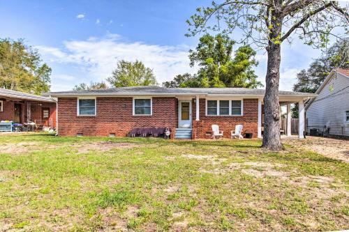 Cozy Pensacola Home With Yard 3 Mi To Downtown