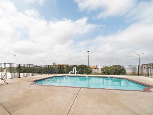 Motel Southern Inn And Suites Pearsall