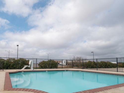 Motel Southern Inn And Suites Pearsall