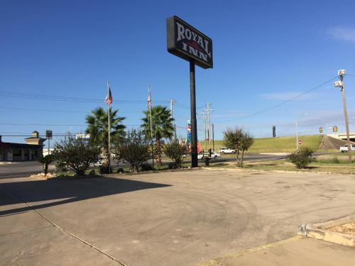 Motel Royal Inn Pearsall