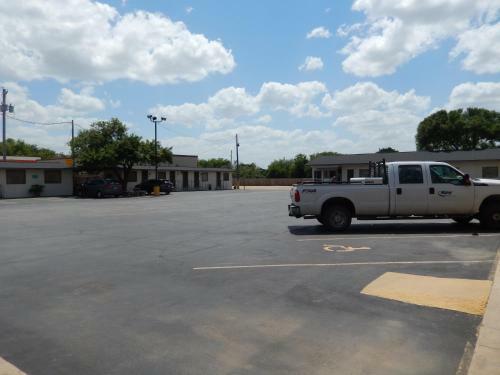 Motel Executive Inn Pearsall