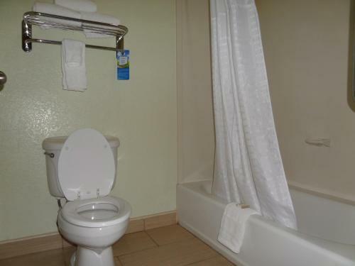 Hotel Baymont Inn & Suites