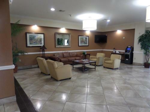 Hotel Baymont Inn & Suites